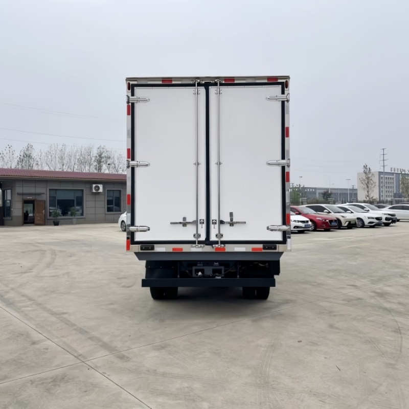 4.2-meter BYD T5DM hybrid refrigerated truck