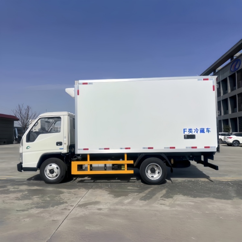4x2 Jiangling Shunda Light Truck Box Refrigerated Truck
