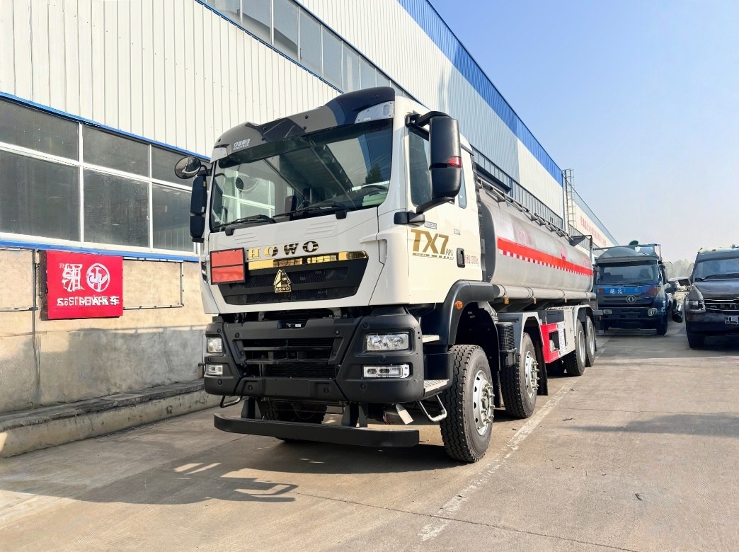 ISUZU 28m Telescopic Boom Aerial Work Platform ISUZU 28m Telescopic Boom Aerial Work Platform