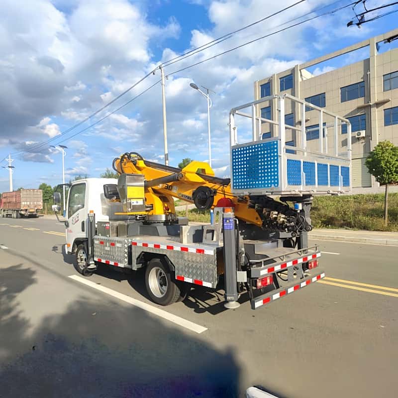 Camion de travail télescopique FAW 28 m