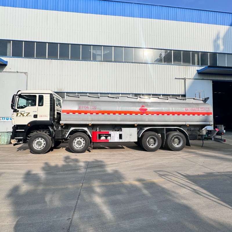 Sinotruk Howo Oil Tank Truck