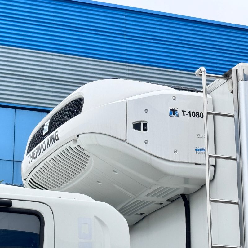 Camion frigorifique diesel Isuzu 8x4