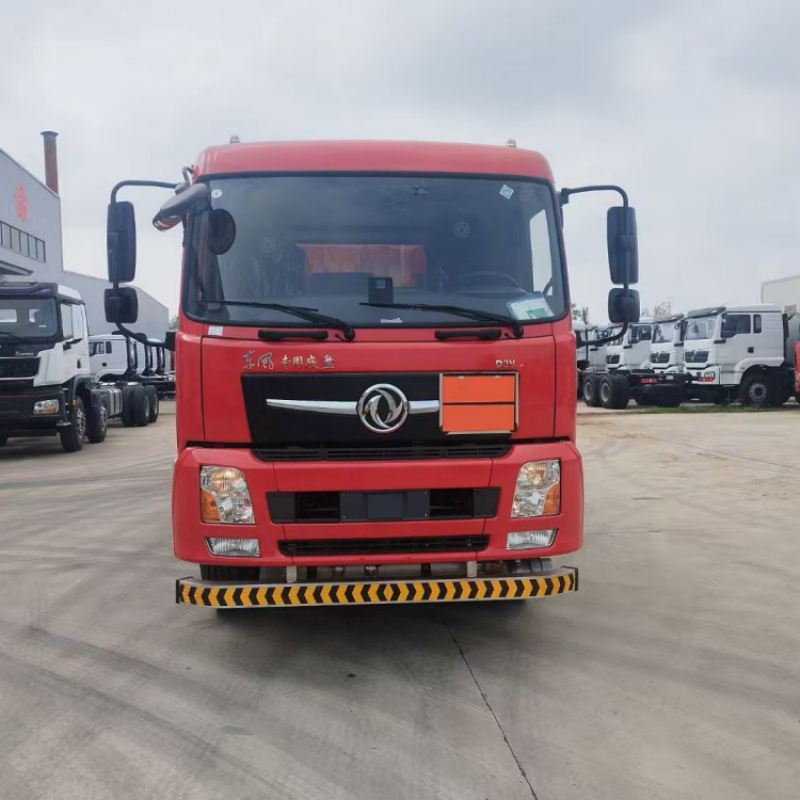 Dongfeng Huashen 6.8-meter stake-body dangerous goods truck