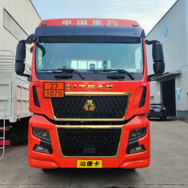 Sinotruk Sitrak G7H 6×2 9.6-meter stake truck