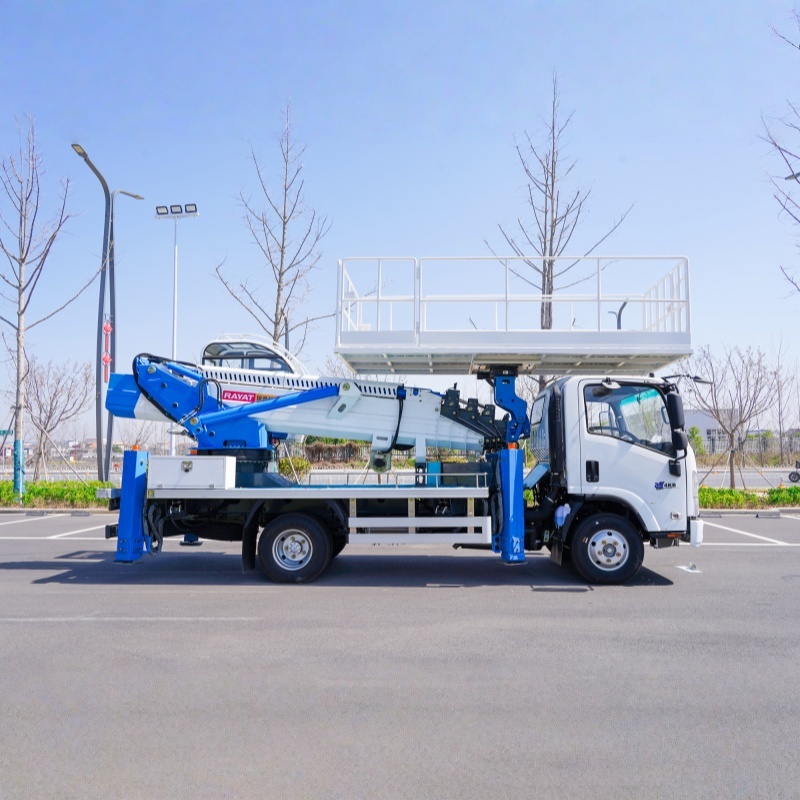 ISUZU 20M Telescopic Boom AeriaWork Truck With Large Working Platform