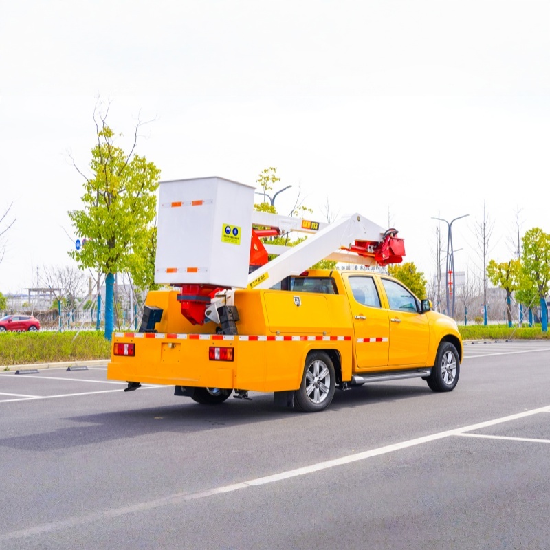 Isuzu 4x2 Pickup 13m Telescopic Boom