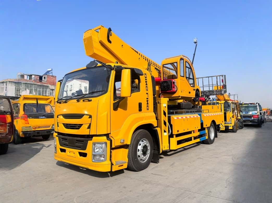 ISUZU 28m Telescopic Boom Aerial Work Platform