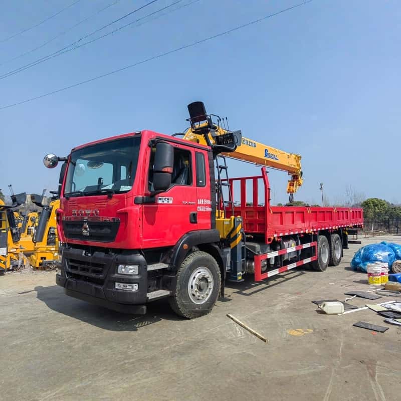 SINOTRUK HOWO TX 6x4 Truck-mounted Crane 12Ton XCMG 320HP