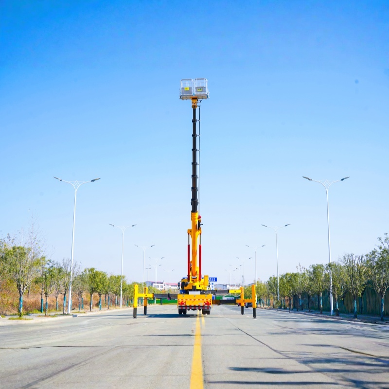 Camion de travail aérien télescopique synchrone FAW 6×4 65m