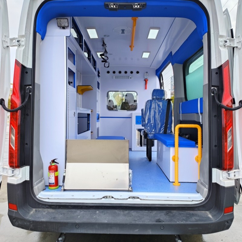 SAIC MAXUS V90 Type de surveillance d'ambulance à empattement long et toit moyen