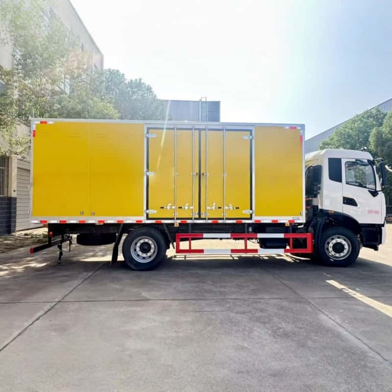 Dongfeng Blasting Equipment Transport Truck | Dangerous Goods Van