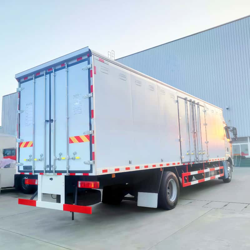 Jiefang single-axle box-type freight truck