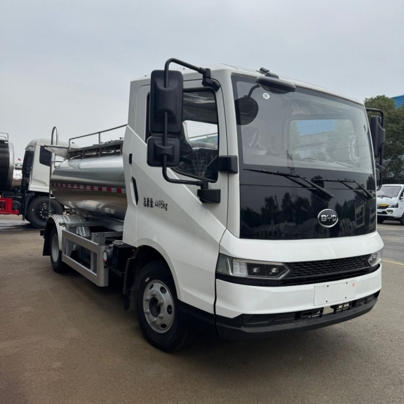 BYD 5000L  pure electric fresh milk transport vehicle