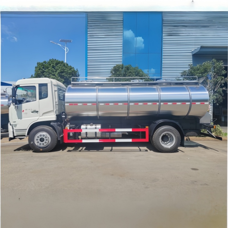 Camion-citerne à lait frais Dongfeng de 12 000 litres