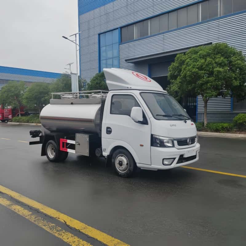 Dongfeng Light Duty 1.5-Ton Milk Tanker Truck for Fresh Milk