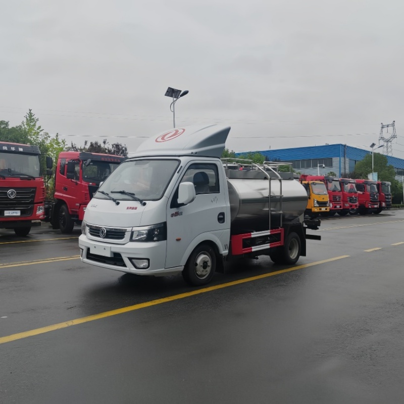 Dongfeng Light Duty 1.5-Ton Milk Tanker Truck for Fresh Milk