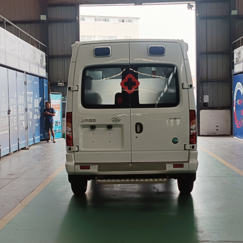 SAIC MAXUS V80 Qitong Modified Short Wheelbase Ambulance