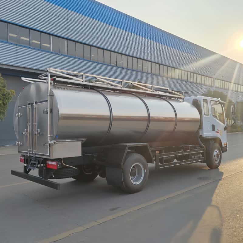 FAW 4x2 7000L Insulated & Heated Water Supply Truck