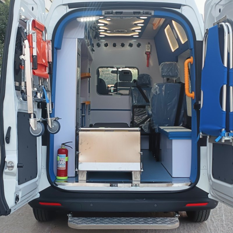 Type de surveillance d'ambulance Iveco Juxing