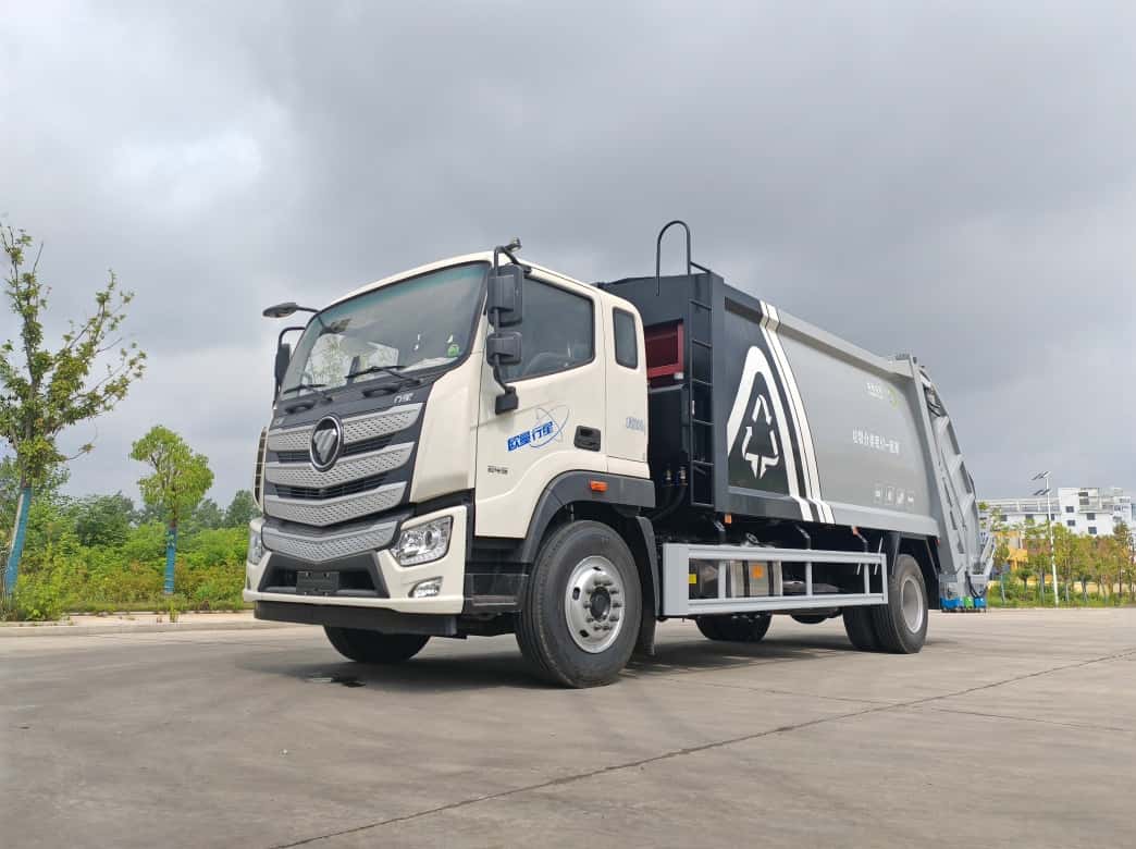 ISUZU 28m Telescopic Boom Aerial Work Platform