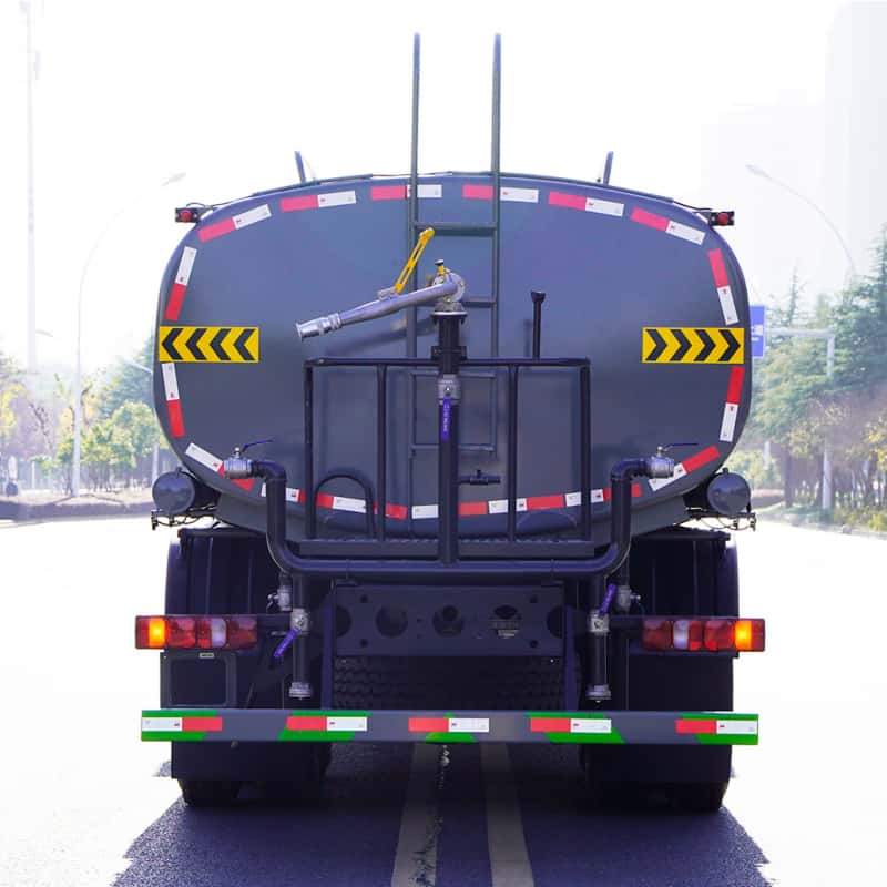 Camion arroseur anti-poussière Sinotruk 14000L