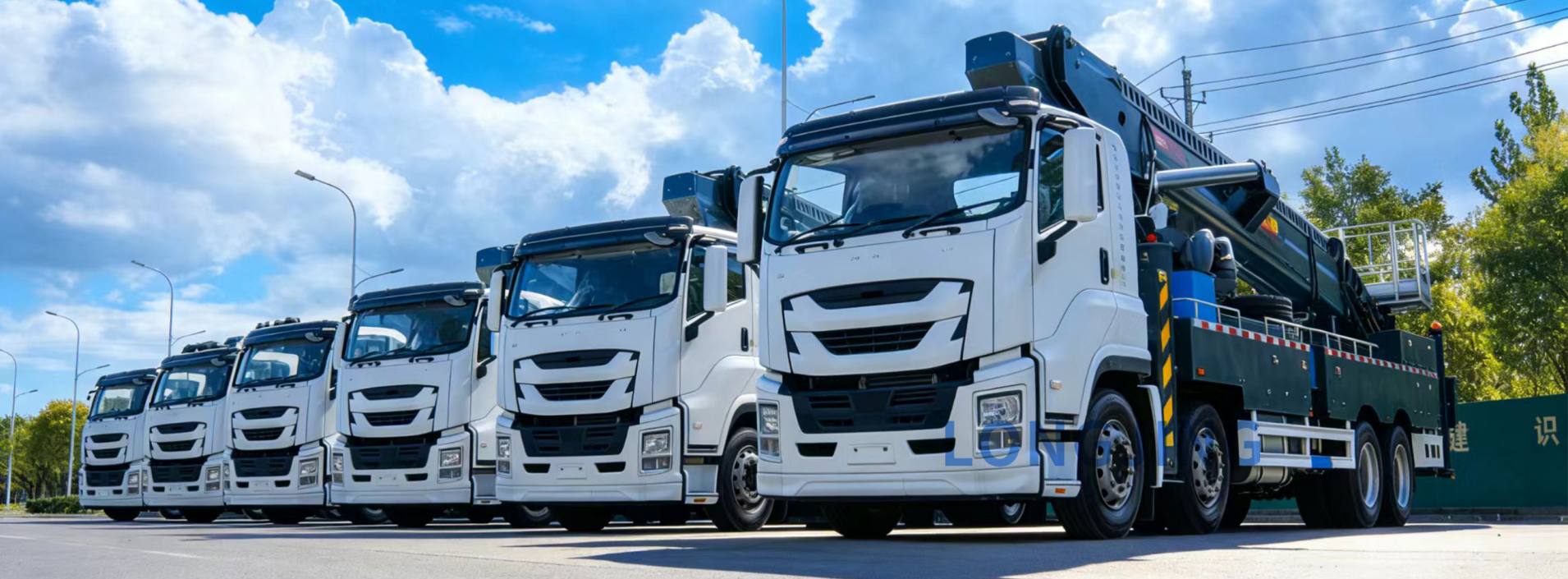 Camions à plateforme de travail aérienne