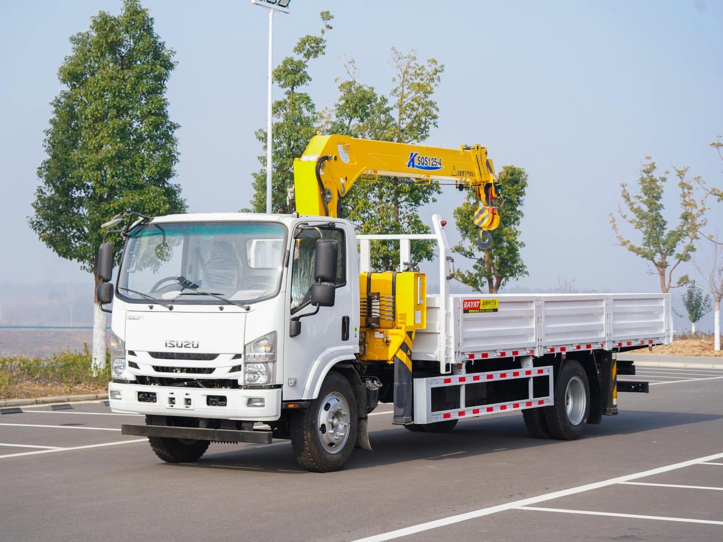 Isuzu Truck Mounted Cranes Isuzu Truck Mounted Cranes