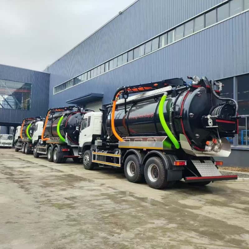 Camion Dongfeng 6×4 combiné de nettoyage à haute pression et d'aspiration des égouts pour la Russie