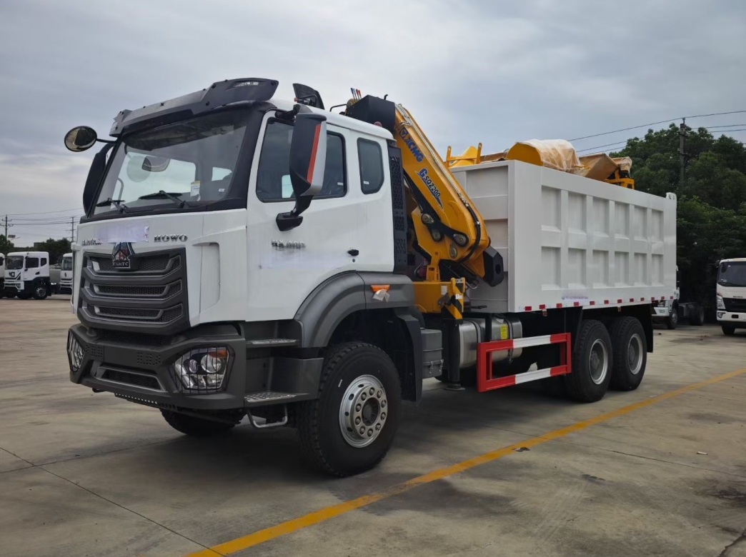 HOWO 6x4 400HP Dump Truck with XCMG Folding Boom Crane Front View HOWO 6x4 400HP Dump Truck with XCMG Folding Boom Crane Front View