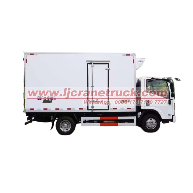 Camion frigorifique Isuzu de 5 tonnes avec système de refroidissement Carrier