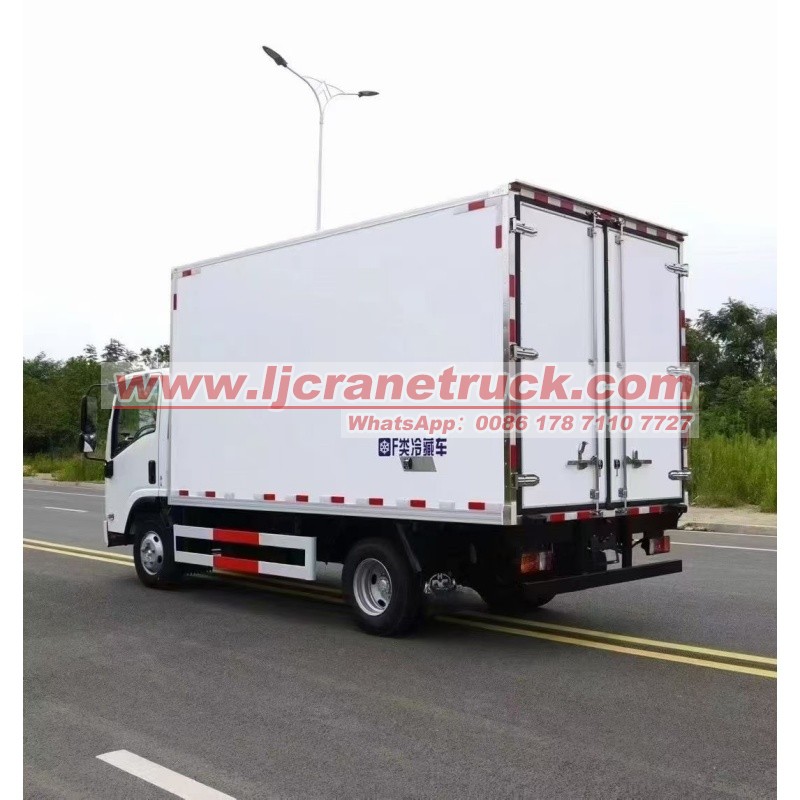 Camion frigorifique Isuzu de 5 tonnes avec système de refroidissement Carrier