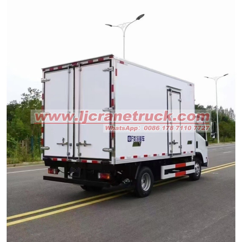 Camion frigorifique Isuzu de 5 tonnes avec système de refroidissement Carrier