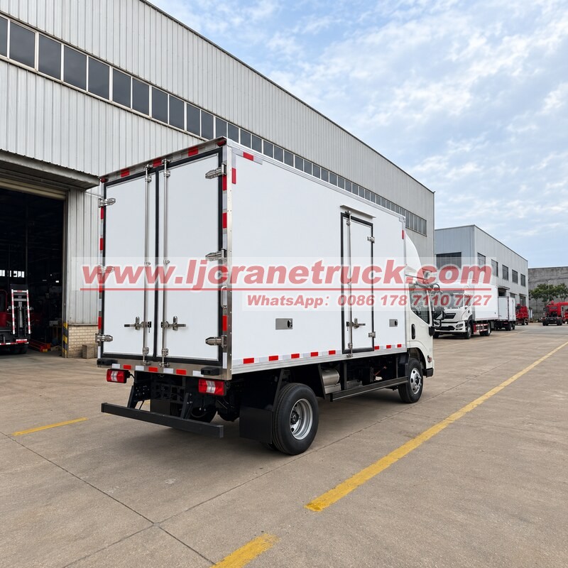 Camion frigorifique électrique JMC