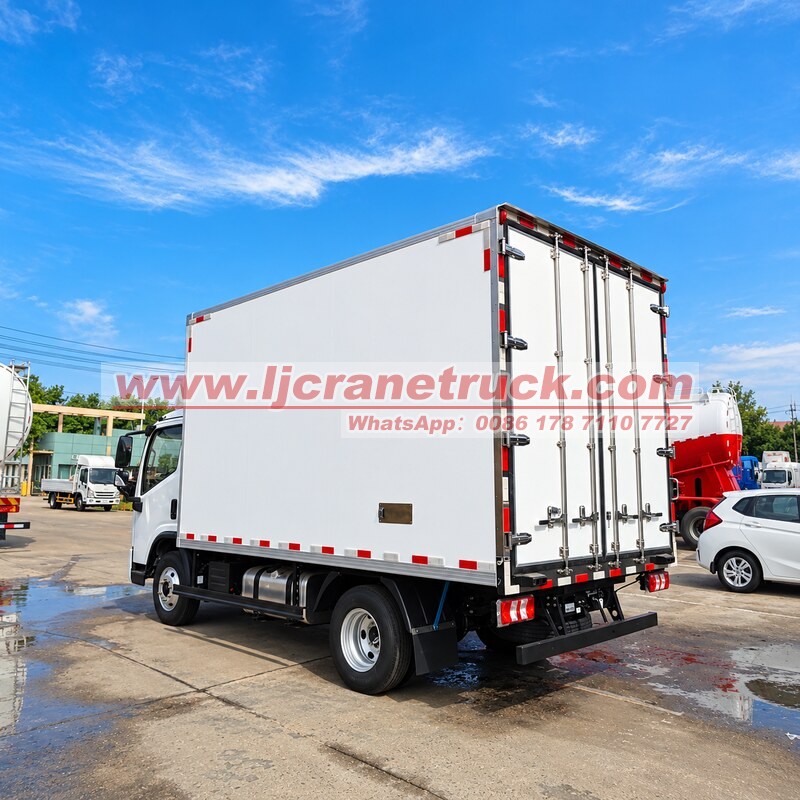 Camion frigorifique SHACMAN G300 4×2 de 5 tonnes